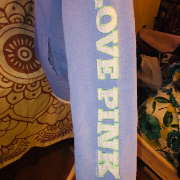 Rare Vintage VS Pink Paris Patch Hoodie - Picture 4 of 6